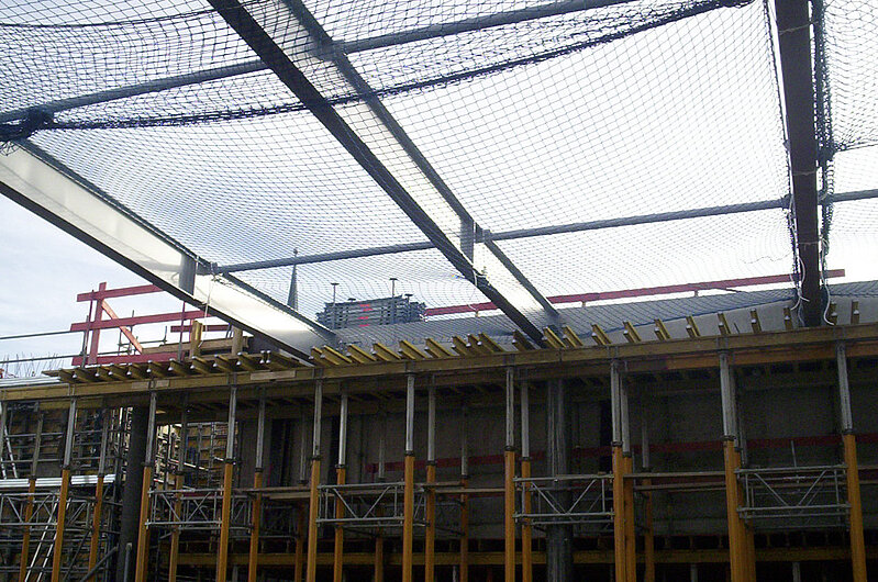Schutznetze für den Bau des Fußballmuseums in Dortmund 